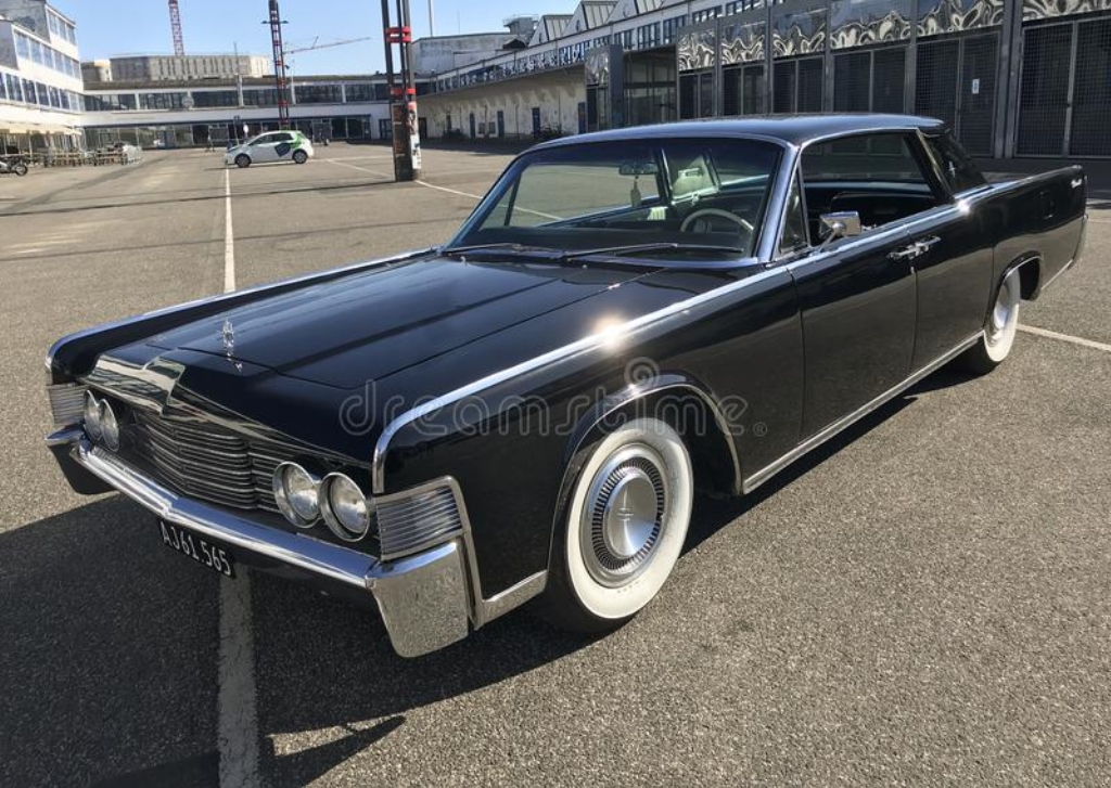 black-lincoln-continental-limousine-classic-car-seen-outside-black-lincoln-continental-limousine-classic-car-seen-145481390.jpg